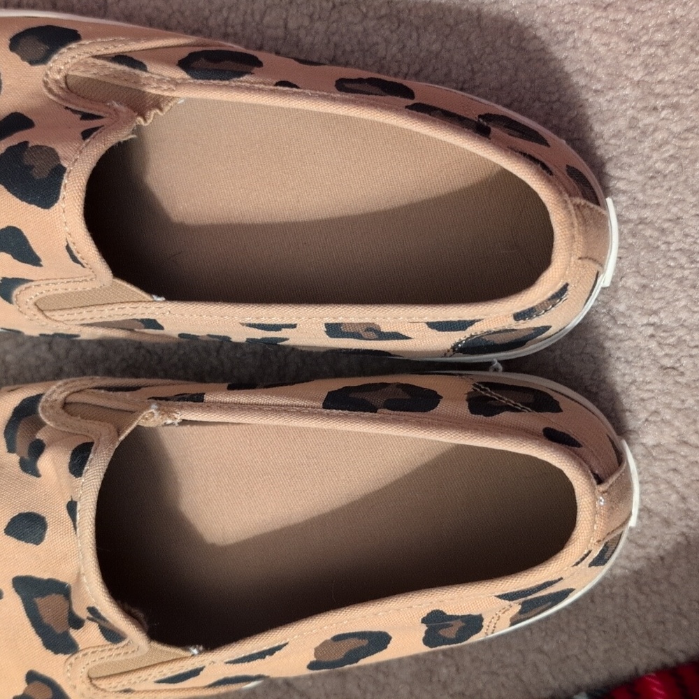Leopard Print Women Slip-On Shoes 8.5 - Picture 9 of 9